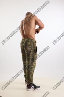 Duncan Gun Execution Pose